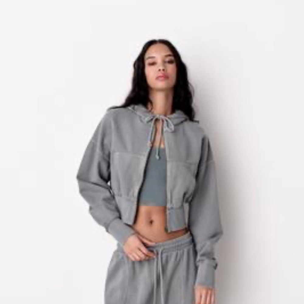 Zara Women's Midi Zip Up Sweatshirt